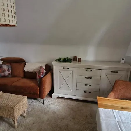 Apartament Ferienwohnung Sonnenhof - Remscheid - Garten - Parken - Kueche - Naehe Vaillant, Sana-Klinikum, Schloss Burg! Remscheid