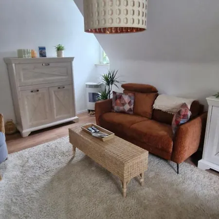 Ferienwohnung Sonnenhof - Remscheid - Garten - Parken - Kueche - Naehe Vaillant, Sana-Klinikum, Schloss Burg! * Remscheid