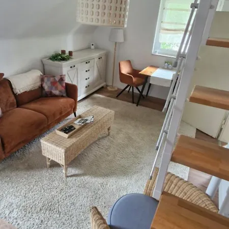 Ferienwohnung Sonnenhof - Remscheid - Garten - Parken - Kueche - Naehe Vaillant, Sana-Klinikum, Schloss Burg!