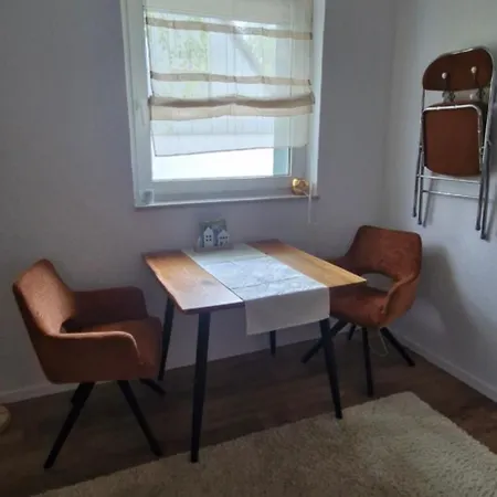 Sonnenhof - - Garten - Parken - Kueche - Naehe Vaillant, Sana-klinikum, Schloss Burg!