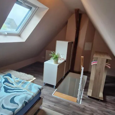 Ferienwohnung Sonnenhof - Remscheid - Garten - Parken - Kueche - Naehe Vaillant, Sana-Klinikum, Schloss Burg! Apartament