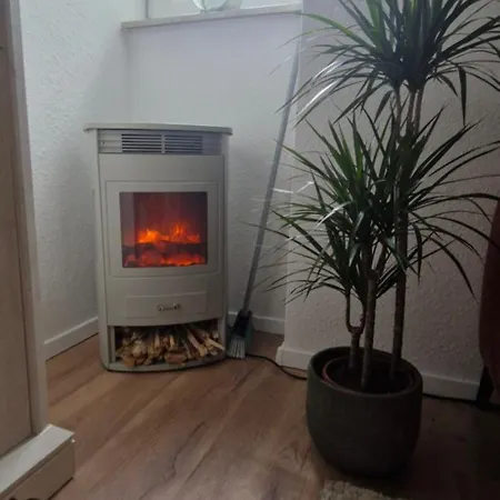 Apartament Ferienwohnung Sonnenhof - Remscheid - Garten - Parken - Kueche - Naehe Vaillant, Sana-Klinikum, Schloss Burg!