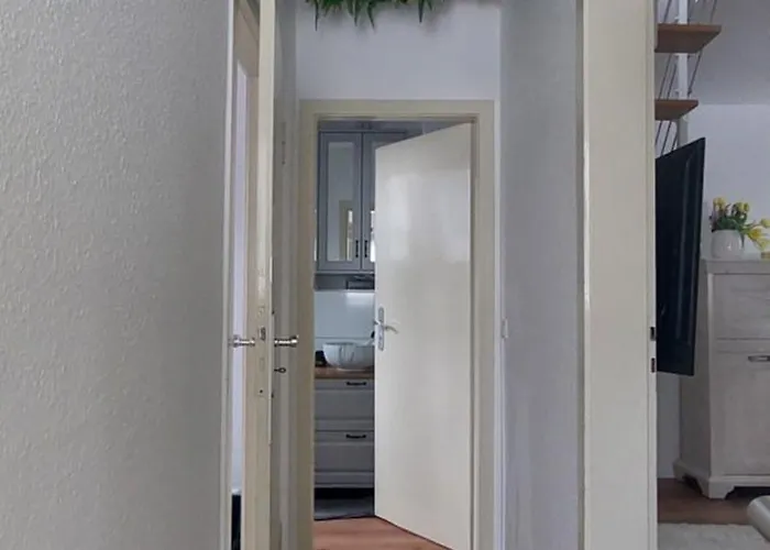 Sonnenhof - - Garten - Parken - Kueche - Naehe Vaillant, Sana-klinikum, Schloss Burg! Remscheid