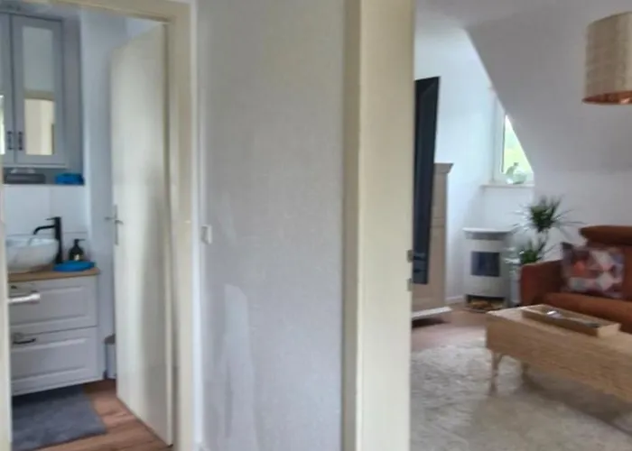 Lejlighed Sonnenhof - - Garten - Parken - Kueche - Naehe Vaillant, Sana-klinikum, Schloss Burg! *