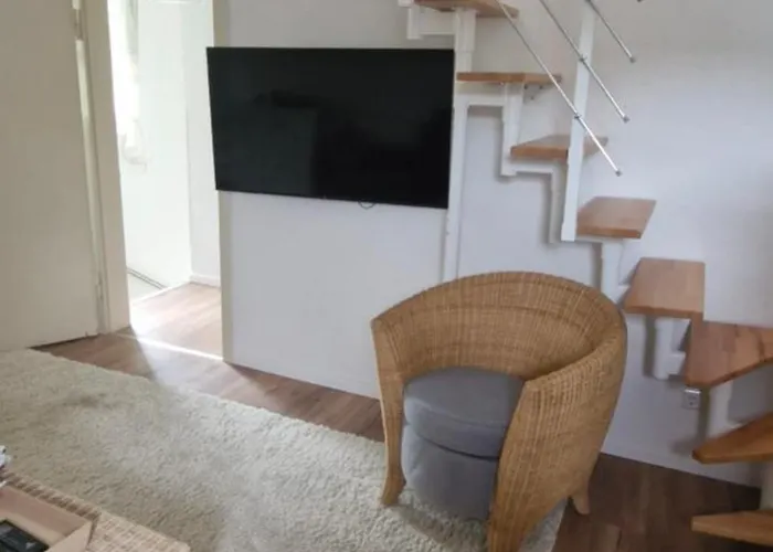 Lejlighed Sonnenhof - - Garten - Parken - Kueche - Naehe Vaillant, Sana-klinikum, Schloss Burg! Remscheid