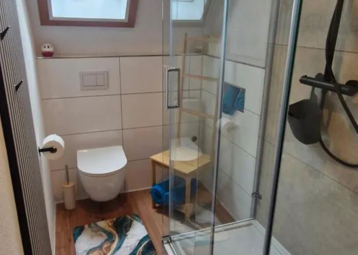 Sonnenhof - - Garten - Parken - Kueche - Naehe Vaillant, Sana-klinikum, Schloss Burg! Lejlighed Remscheid