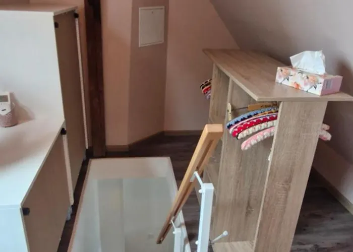 Lejlighed Sonnenhof - - Garten - Parken - Kueche - Naehe Vaillant, Sana-klinikum, Schloss Burg! *