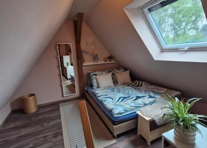 Lejlighed Sonnenhof - - Garten - Parken - Kueche - Naehe Vaillant, Sana-klinikum, Schloss Burg! *